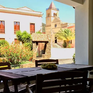  Apartment Vacanze La Pavoncella